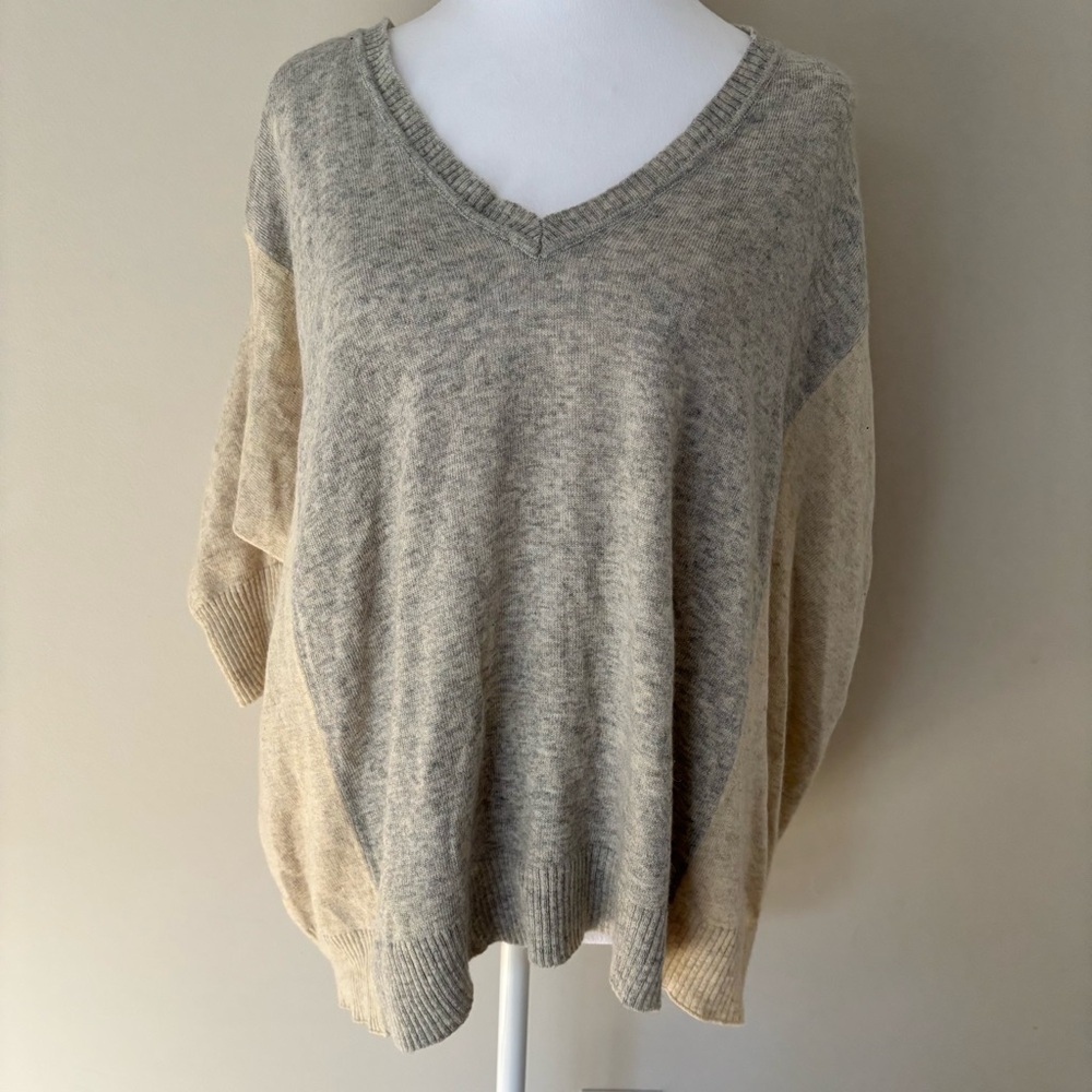 Love Stitch Gray and Cream V Neck Sweater Size L